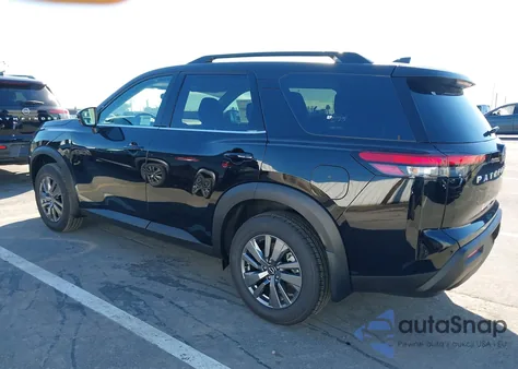 2025 Nissan Pathfinder Sv 4Wd z USA, uszkodzony, nr VIN 5N1DR3BC2SC312611